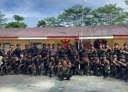 Melalui Program Kegiatan Jumat Sehat TNI-Polri  Kokohkan Sinergitas di Daerah Operasi