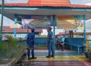 Jaga Kamtibmas Perairan, Ditpolairud Pasang Spanduk Imbauan di Dermaga Kereng Bangkirai