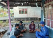 Personel Ditpolairud, Ajak Pemuda Desa Pesisir Pegatan Hilir Ikut Berperan Aktif Jaga Kamtibmas