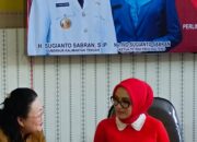 KETUA TP-PKK PROV.KALTENG BERSAMA KAPER BKKBN BERI ARAHAN DI SMAN 1 PALANGKA RAYA TENTANG ” MENCEGAH PERKAWINAN ANAK