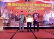 Desa Bungai Jaya, Wakili Kapuas Terima Penghargaan Desa Sadar Hukum Dari Kemenkumham
