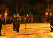 Kenang Jasa Pahlawan, Kapolda Irjen Pol Drs. Nanang Avianto, M.Si. Pimpin Apel Kehormatan dan Renungan Suci di TMP