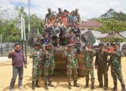 Warga Antusias Sambut Baik Prajurit Tni  Di Kec. Seruyan Tengah