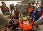 TIM SAR GABUNGAN TEMUKAN KORBAN TENGGELAM DI SUNGAI KAHAYAN