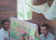Salurkan BLT-DD Tahap-III, Ini Pesan Kades Rahung Bungai Pada KPM