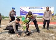 Peduli Lingkungan, Polda Kalteng Bersama PT. Asabri Tanam Ratusan Pohon di SPN