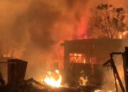 Kebakaran Di Kuala Kapuas, Hanguskan 6 Buah Rumah Warga