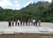 Cek Hasil Kegiatan Fisik, Tim Monev Kecamatan Kapuas Hulu Sambangi Desa Dirung Koram