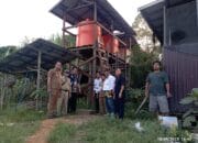 Cek Pengelolaan DD, Camat Pimpin Tim Monev Lihat Hasil Kegiatan Desa Rahung Bungai