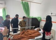 Danrem 102/Pjg Brigjen TNI Bayu Permana Bersama Gubernur Sugianto Sabran Kunjungi Korban Konflik Bangkal