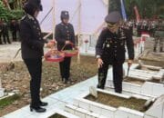 Peringatan Hari Pahlawan, Polres Pulang Pisau Ziarah dan Tabur Bunga di TMP HM. Sanusi