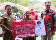 Pembukaan PEDA Petani Nelayan XIII Tahun 2023, Pemprov Kalteng Serahkan Asuransi Kusuka BERKAH