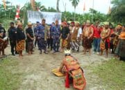 Kapolda Kalteng Kunjungi Runah Betang Perajah Motanoi Di Sampit