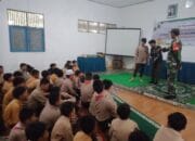 Tanamkan Wasbang ke Siswa SMPN 9 HST, Ini Pesan Babinsa LAS