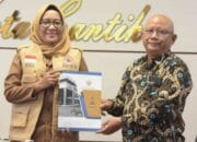 Pj Walikota Hera Nugrahayu Sambut Tim BPK Kalteng