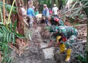 Peduli Lingkungan, Koramil BAS Dan Warga Gotong Royong Normalisasi Parit