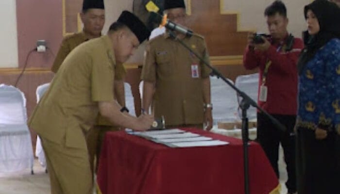 304 PNS Pemkab Barsel Diambil Sumpah/Janji