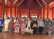 Pj Bupati Nunu Lantik dan Kukuhkan  LPD Kabupaten Pulpis Masa Bhakti 2024  – 2029