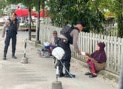 Ditsamapta Polda Kalteng Bagikan Makanan Gratis Kepada Masyarakat 