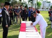 kukuhkan Perpanjangan Masa Jabatan Kades dan BPD, Ini Pesan Pj Bupati Barsel
