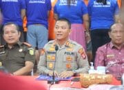 Tabrak Polisi, Dua Orang Pemuda di Amankan Polres Kobar