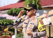 Dua Pejabat Polres Kobar Berganti, Kapolres AKBP Yusfandi Pimpin Sertijab
