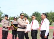 Kapolres Barsel Berikan Penghargaan 8 Personel Berprestasi