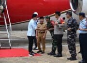 Kapolda Kalteng Bersama Pangdam XII Dampingi Wapres Kunjungan di Palangka Raya