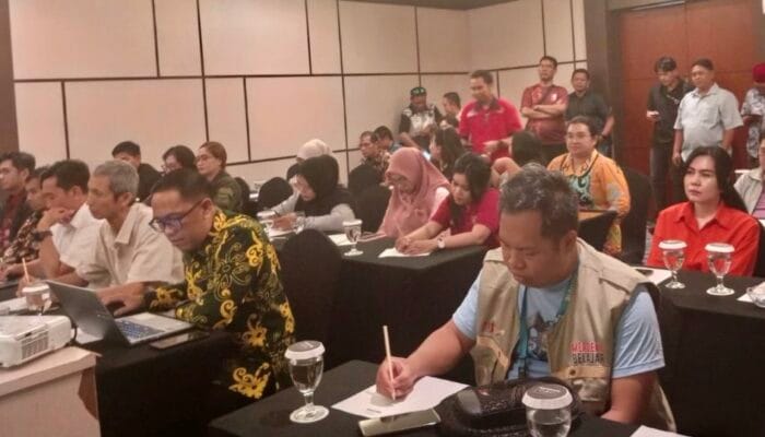 PWI Kalteng Latih Humas OPD Tingkatkan Keterampilan Menulis Berita