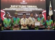 KPU Tetapkan Fairid-Zaini Menang Pilkada Kota Palangka Raya 2024