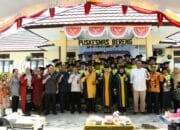 Sekolah Cerdik  Bina Keluarga Uras Bajenta Wisudakan 30 Lansia