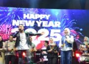 Band Five Minutes Hibur Warga Pulpis di Malam Pergantian Tahun 2025