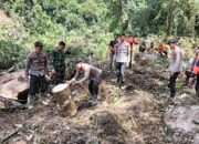 Korban Longsor Belum Ditemukan, Tim SAR Gabungan Terus Lakukan Pencari