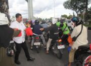 Ditreskrimsus Polda Kalteng Bagikan 300 Takjil ke Masyarakat