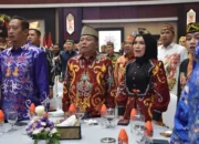 Bupati Wiyatno Bersama Ketua TP PKK Kapuas Hadiri Sertijab dan Lepas Sambut Gubernur Kalteng