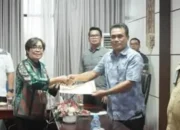 Achmad Zaini Serahkan Surat Tugas PLT Dua Penjabat Asisten Setda Kota Palangka Raya