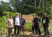PBM Pasang Plang Larangan di Area IUP Sengketa