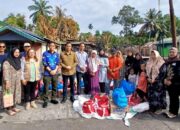 Patih Bersama Pj Bupati Barut Serahkan Bantuan Korban Kebakaran