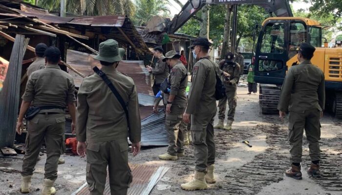 Drainase Terganggu, Pemko Palangka Raya Tertibkan Bangunan Liar