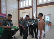 Kasrem 102 Pimpin Sidang Parade Calon Bintara PK TNI AD Reguler Pria Tahun 2025