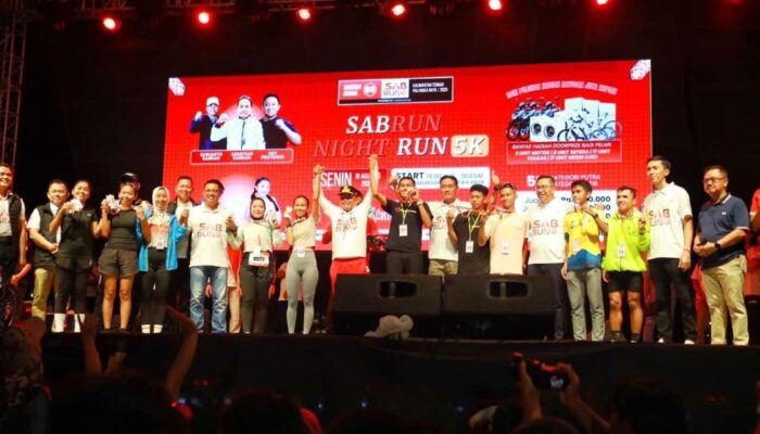 Sabrun Night Run 2025: Gubernur Lepas Ribuan Pelari, Gaungkan Semangat Sehat dan Persatuan