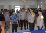 PSU Pilkada Berjalan Aman, Pj Bupati Barut Tinjau Rapat Pleno di Beberapa Kecamatan