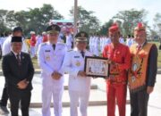 Kado Istimewa HUT RI Ke-80, Bupati Kapuas Terima Penghargaan Asosiasi LPPL Radio TV Indonesia