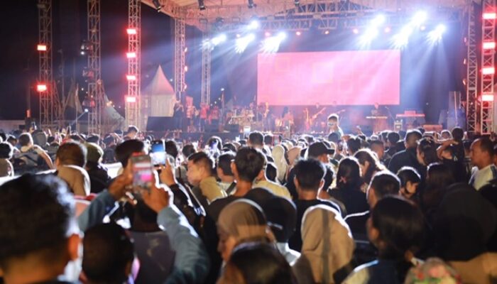 Huma Betang Night Warnai HUT RI ke-80, Gubernur Kalteng Serukan Semangat Persatuan