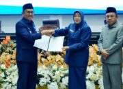 Laporan Pertanggungjawaban APBD 2024, Pj Bupati Barut Terima Pandangan Umum Fraksi DPRD