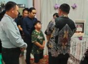 Belasungkawa, Wabup Dodo dan Sekda Usis Kunjungi Rumah Duka Kepala Disdukcapil Kapuas