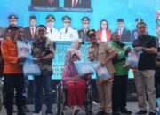 Pasar Murah dan Bantuan Pangan Presiden Resmi Digelar di Kalteng, Gubernur Agustiar Sabran: “Agar Masyarakat Dapat Rayakan Natal dan Tahun Baru Dengan Tenang”