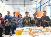 Program Perkuat Ketahanan Pangan, Pemkab Mura Salurkan Bantuan Beras dan Minyak Goreng untuk Warga