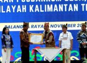 Bupati Barito Utara Raih Penghargaan Kemenkumham atas Dukungan Penguatan Layanan Hukum