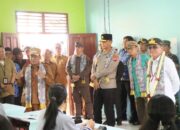 Kapolda Kalteng Dampingi Gubernur Agustiar Sabran dan Bupati Mura Tinjau Sejumlah Program Pelayanan Publik di Murung Raya